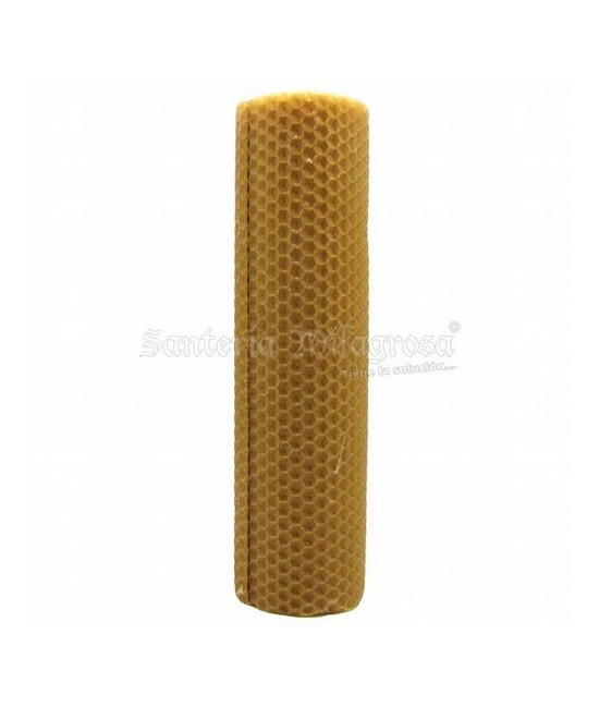 LA CERA DE ABEJA
La cera de abeja, con la que fabricamos nuestras velas, ha sido utilizada ya desde la antigüedad hasta nuestr