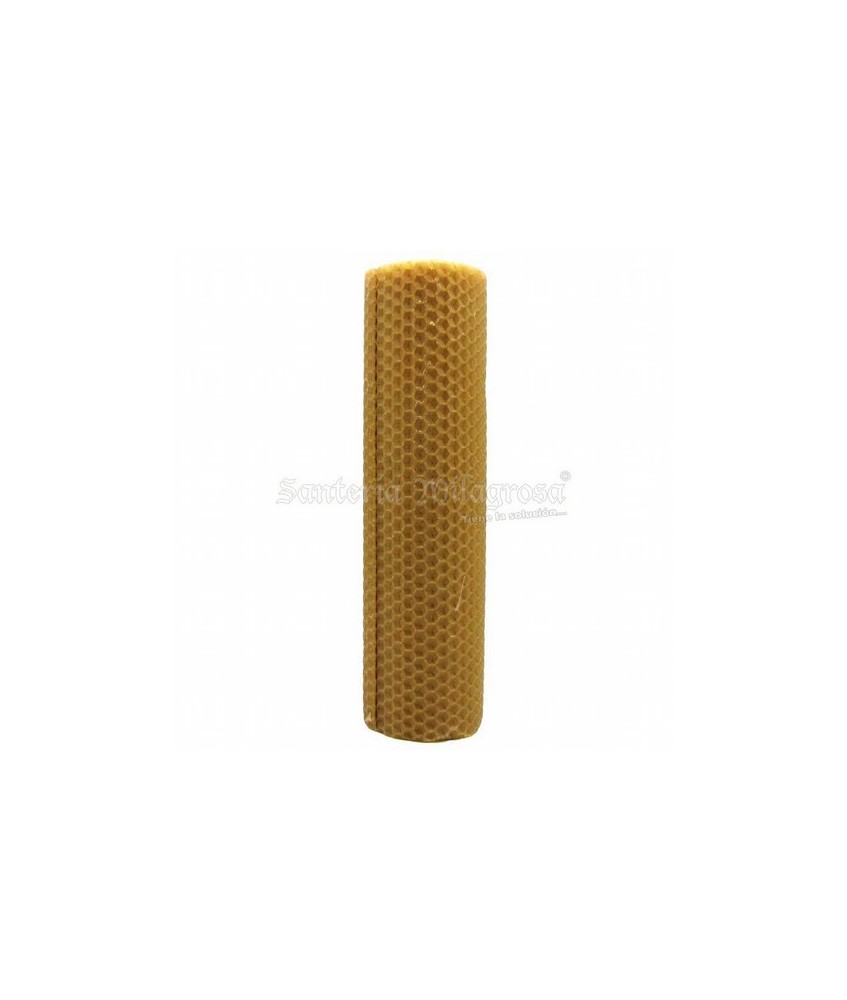 LA CERA DE ABEJA
La cera de abeja, con la que fabricamos nuestras velas, ha sido utilizada ya desde la antigüedad hasta nuestr
