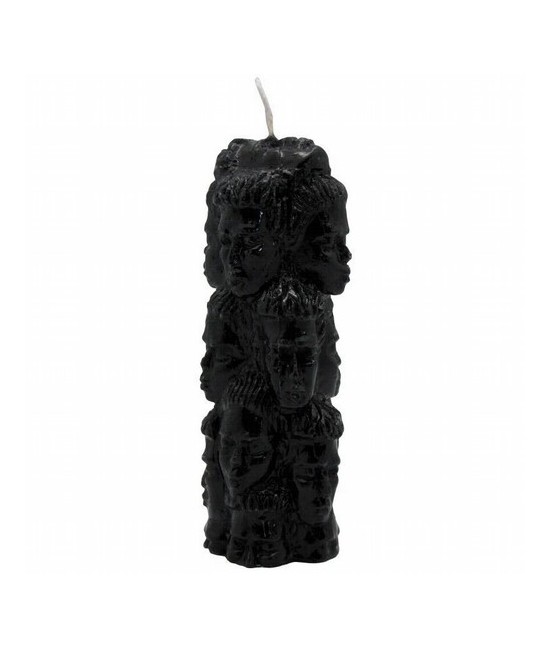 Esta vela de color Negro es usada para conseguir que una persona discuta con otra