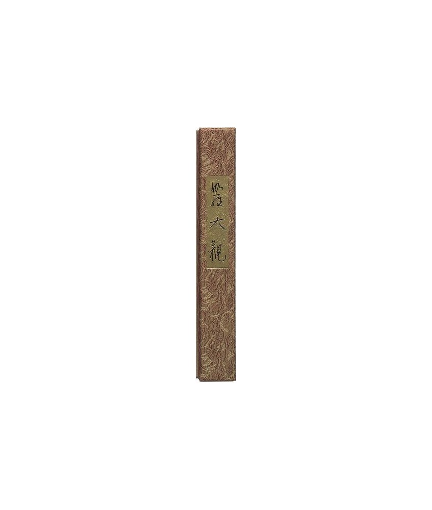 Taikan tiene madera de Kyara como ingrediente básico. Kyara es la madera aromática de aloe de la más alta calidad, madurada en 