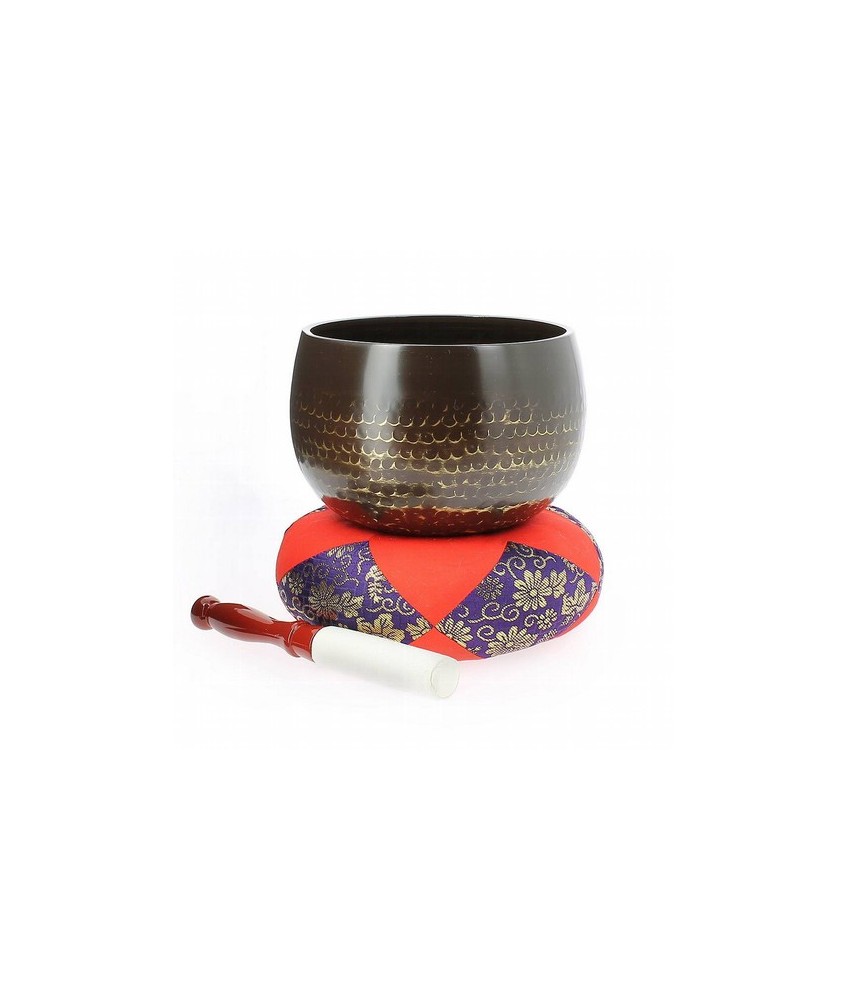 Campana de bronce negro usada en templos zen. 
Conjunto con mazo y cojín brocado. 

Escuchando la campana, siento que mis a