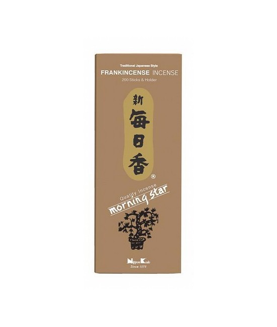 Obtenido del árbol Boswellia, el incienso es uno de los perfumes más antiguos utilizado por el hombre. Su fragancia dulce y cál