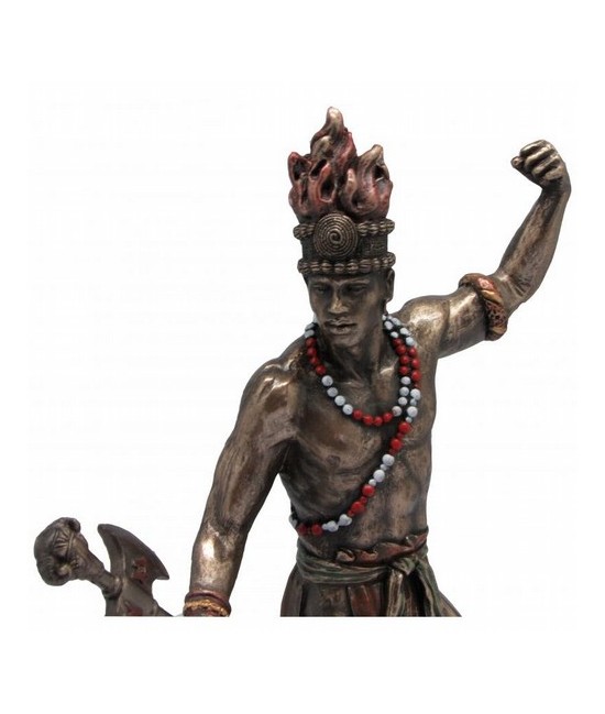 Changó es uno de los más populares Orishas del panteón Yoruba. Se considera el Rey de la regla de Osha. Es el Orisha de los tru