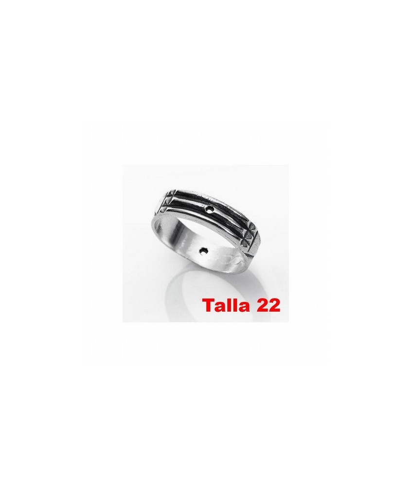 ANILLO ATLANTE

Su historia: En 1860 el egiptólogo D´Agrain descubrió en el Valle de los Reyes ( Egipto) un anillo de piedra,