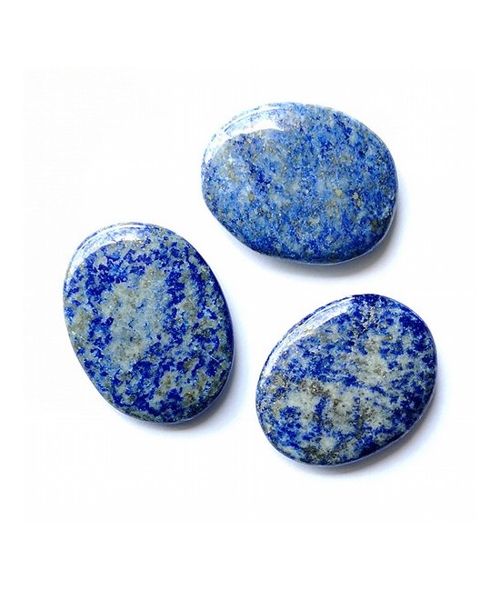 Rodado plano para Chakra de Lapislazuli.

Chakra significa "rueda" en Sánscrito. Este término se utiliza para denominar los c