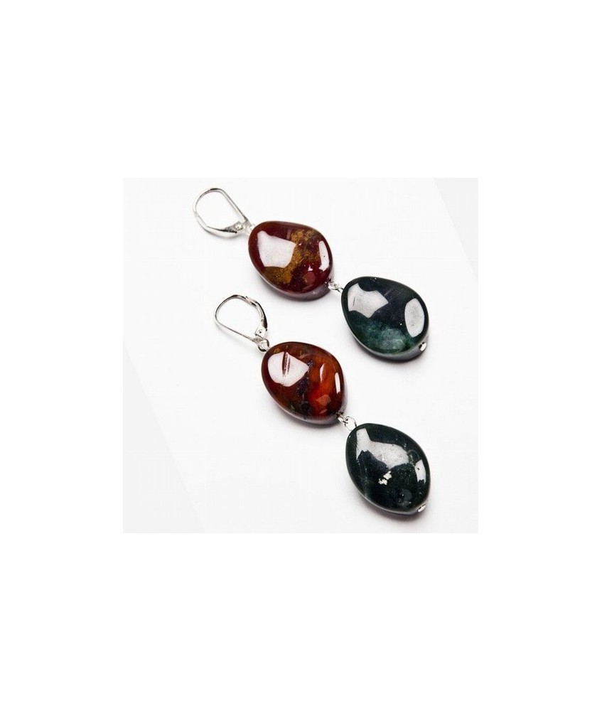 Pendiente de Agata 2 piezas irregulares de aprox: 15x10 mm.
Engarce en plata.