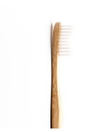 Humble Brush: el cepillo de dientes de bambú más vendido en el mundo para adultos. Humble Brush tiene un mango hecho de bambú 1