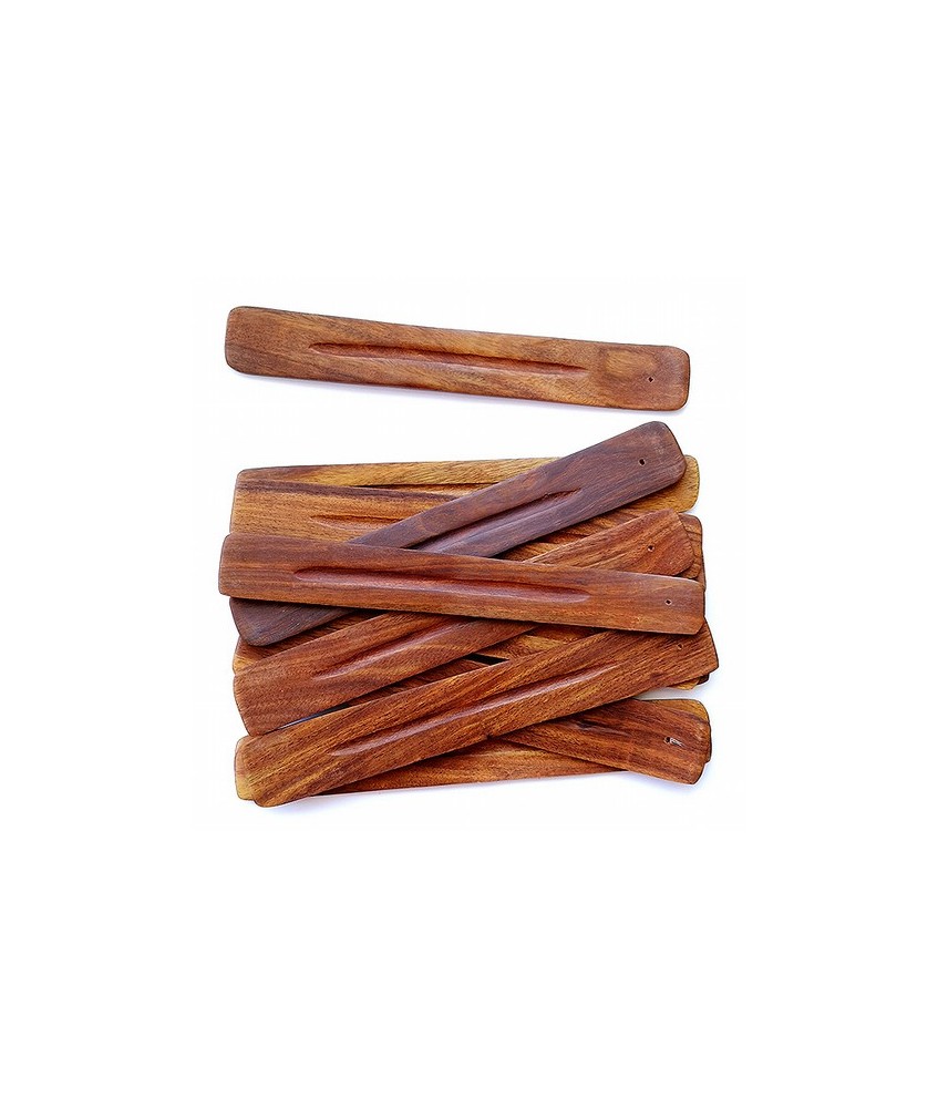Portainciensos de madera.

Porta incienso de madera con forma de barco sin fondo.

Medida: 250 mm.