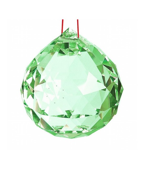 Bola facetada de cristal VERDE de 30 mm. de diametro.
Engarzada en cordón natural.