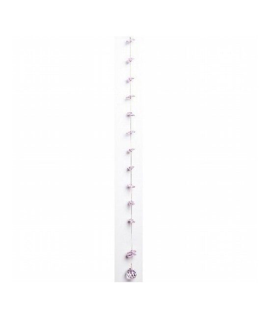 Tira de feng shui con bola de 30mm en cristal rosa acompañada de pequeños petalos.