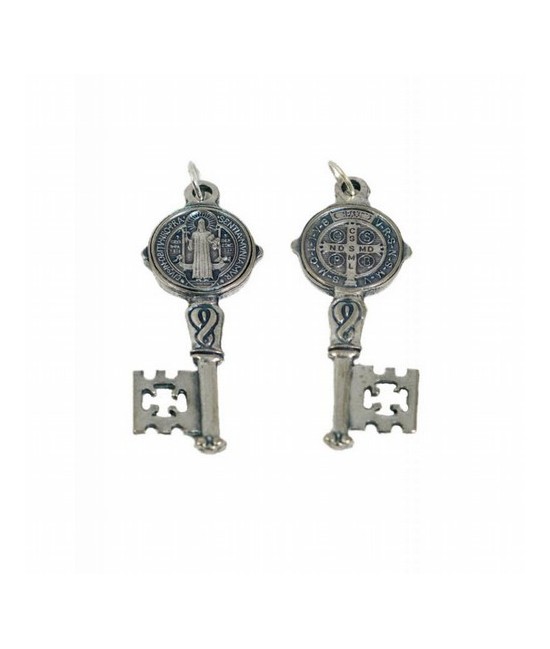 Amuleto Llave San Benito Mini Plateada con oracion (3.5 x 1,2 cm)
Ref.: AM0607
