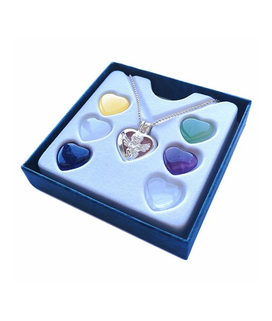 Colgante plateado intercambiable con siete corazones de 15mm.
Minerales: Calcita, Cuarzo Blanco, Sodalita, Aventurina, Amatist