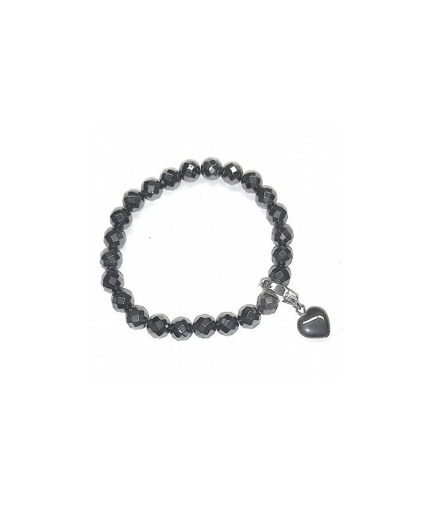 Pulsera hecha de cuentas facetadas de hematite (8 mm), terminada con un colgante de hematite en forma de corazón.