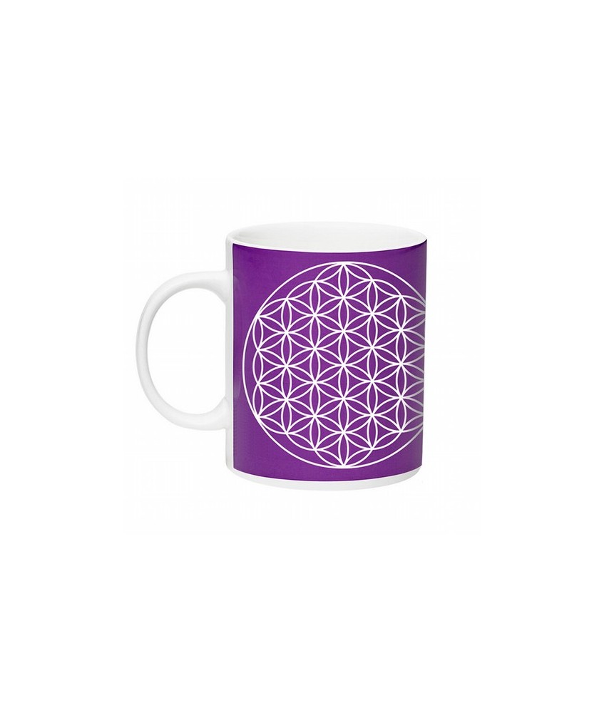 Taza de cerámica de color blanco con el símbolo de la flor de la vida serigráfiado sobre fondo morado.

Medida: 8 x 9.5cm

