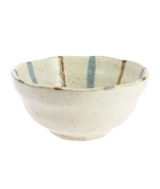 En japonés Tokusa se refiere a las rayas que decoran la superficie interior del cuenco. Sus colores de tierra y cielo se asocia