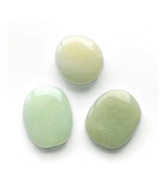 Rodado plano para Chakra de Jade.

Chakra significa "rueda" en Sánscrito. Este término se utiliza para denominar los centros 