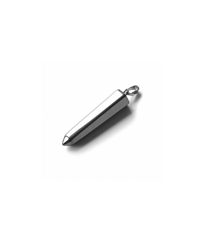 Colgante Punta Hematite de 3 cm aprox. con engarce metálico.