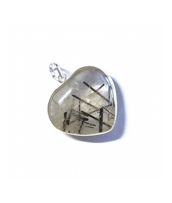 Colgante de Cuarzo Rutilado con Turmalina en forma de corazón, bordeado y engarzado en plata.

Tamaño: 2,5 x 2,5 cm aprox