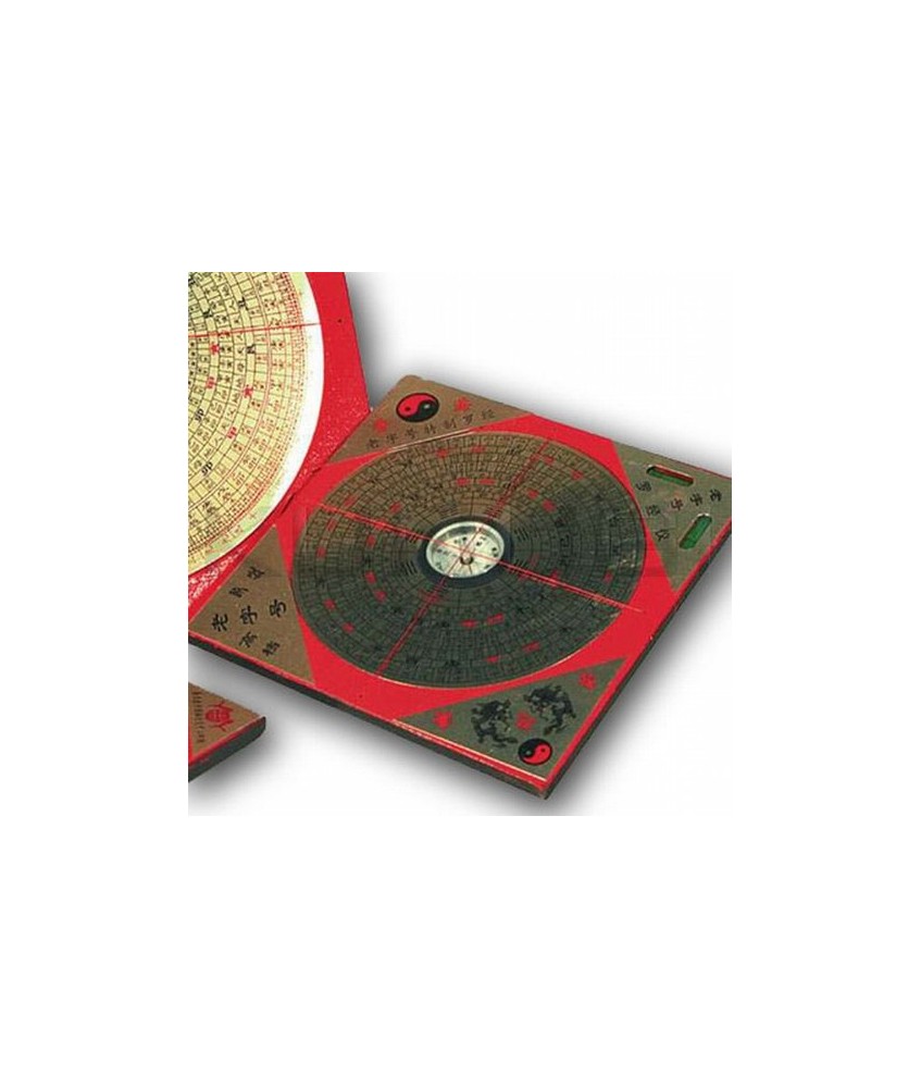 Brújula para feng shui de madera.

Medidas: 11 cm. x 11 cm.

Su nombre en la cultura china es conocido como Luopan. Es un i