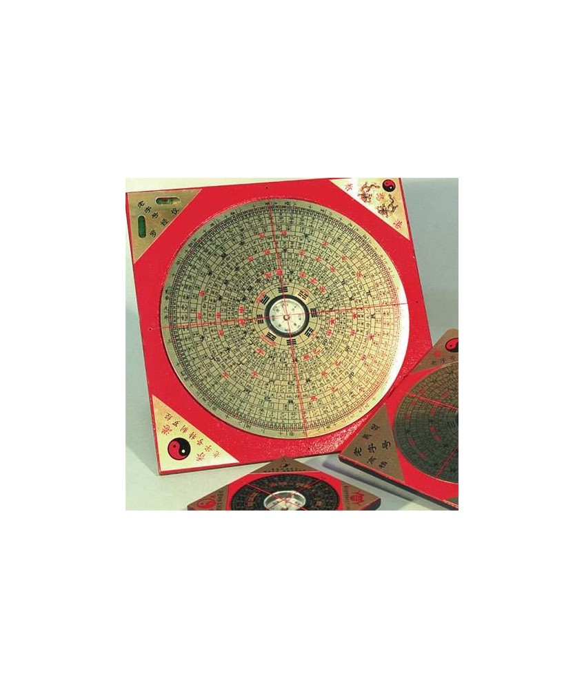 Brújula para feng shui de madera.

Medidas: 20 cm. x 20 cm.

Su nombre en la cultura china es conocido como Luopan. Es un i