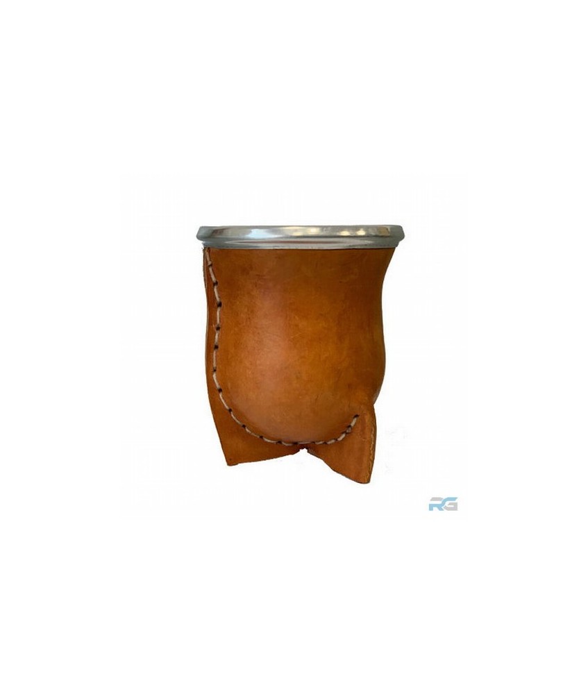 Mate Calabaza Torpedo Boca Ancha
Mate calabaza con virola de aluminio, forrado en cuero, boca ancha