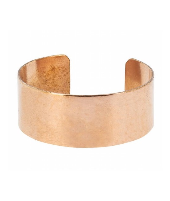 Simbolismo del Nirvana
Esta pulsera ancha y lisa evoca la vacuidad del Nirvana, palabra sánscrita que hace referencia al estad