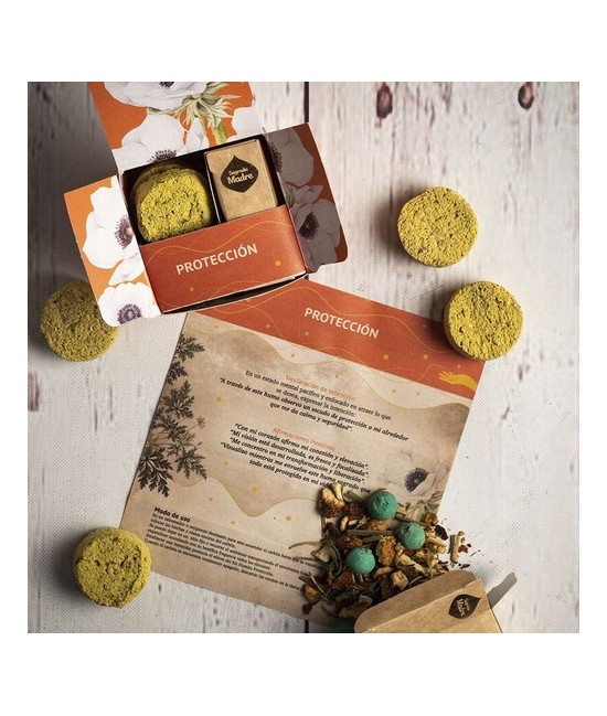 Kit Humito Sagrado: Protección
Categoría: Kit Humito Sagrado
Hecho a mano
Composición: 4 carbones vegetales, perlas aromátic