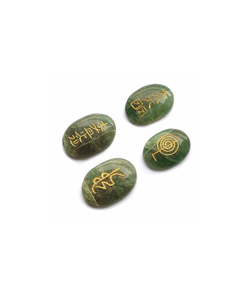 Juego de cuatro piezas para Reiki de Cuarzo Verde en forma plana para los chakras.

Tamaño de los rodados 35x25mm aproximadam
