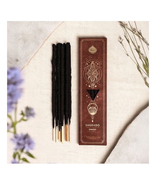 INCIENSO SAGRADO SAMADHI
Categoría: Linea Sagrado
El sahumerio Samadhi es una exquisita alquimia de aromas que invita a exper