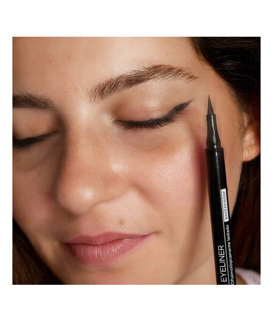 AR.EYELINER NEGRO CAMALEON WATEPROOF