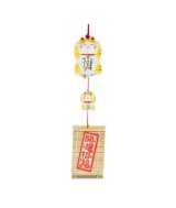 Estas campanitas se cuelgan tradicionalmente durante los días calurosos del verano japonés porque su sonido refrescante alivia.