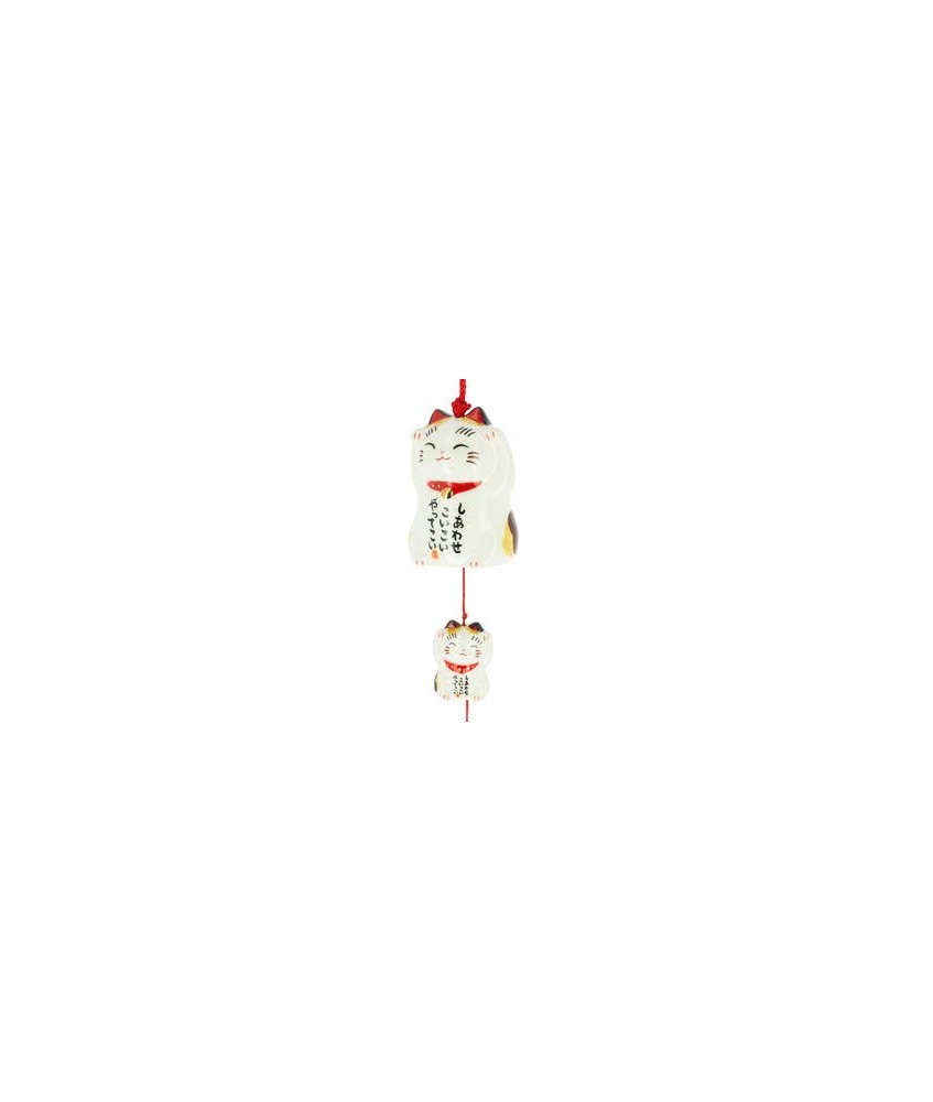 Estas campanitas se cuelgan tradicionalmente durante los días calurosos del verano japonés porque su sonido refrescante alivia.