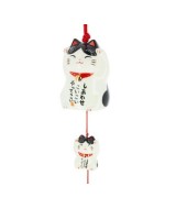 Estas campanitas se cuelgan tradicionalmente durante los días calurosos del verano japonés porque su sonido refrescante alivia.
