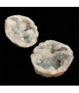 Geoda de Cuarzo.

Procedencia: MARRUECOS

Tamaño: 12- 20 cm

Peso: 1-2kg aprox.

PRECIO POR UNIDAD

(SE VENDE LA GEOD