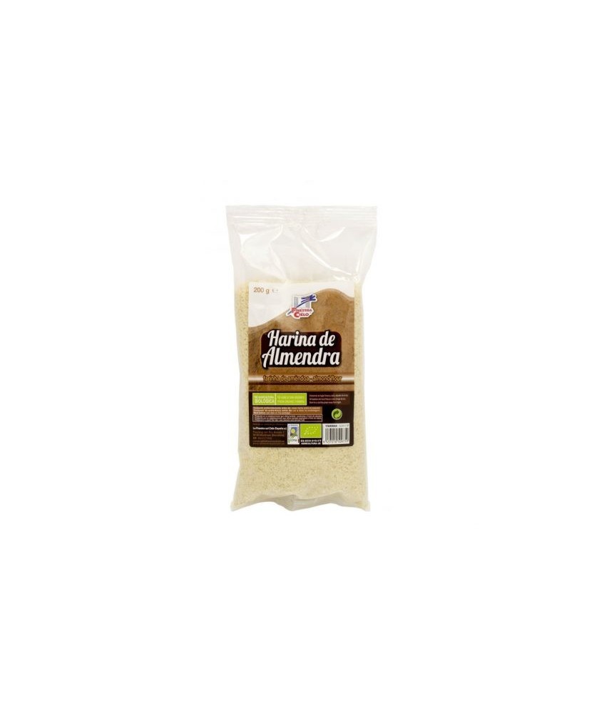 Harina de almendra procedente de cultivo ecológico, elaborada a partir de la trituración de frutos secos repelados. Ideal para 