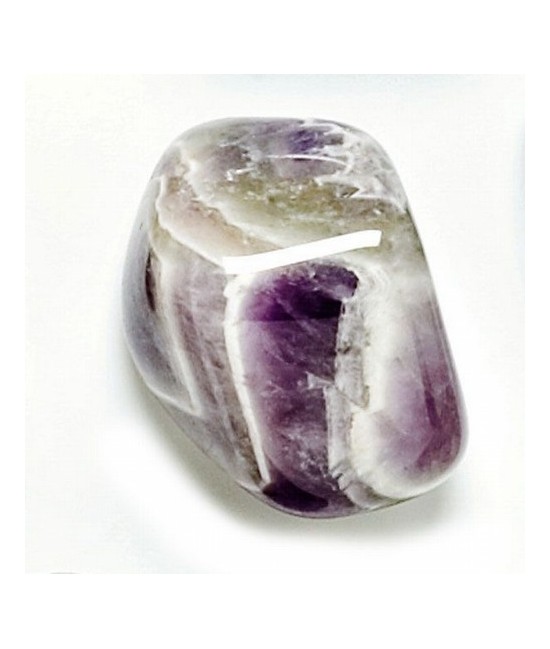 Mineral Rodado Grande de Amatista
Medidas: 30-40mm aprox.de diámetro 